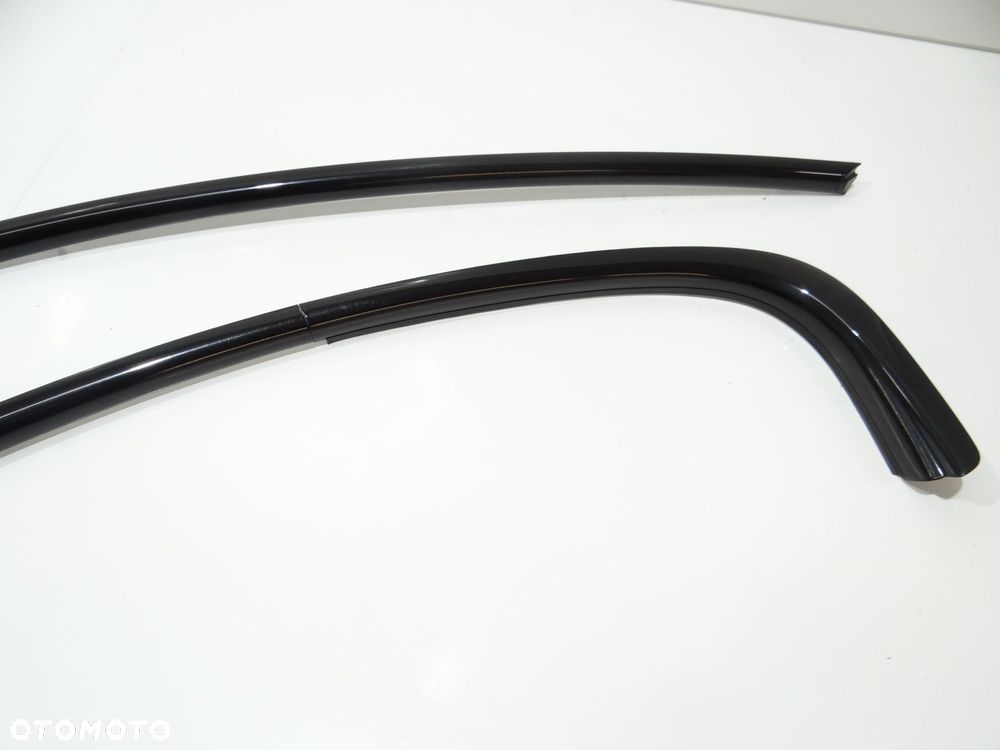 LISTWY SHADOW LINE BMW E90 LCI - 9