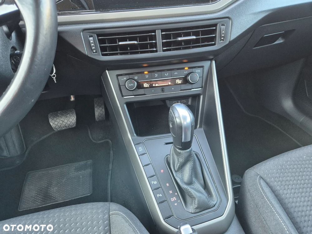 Volkswagen Polo 1.0 TSI DSG OPF Highline - 26