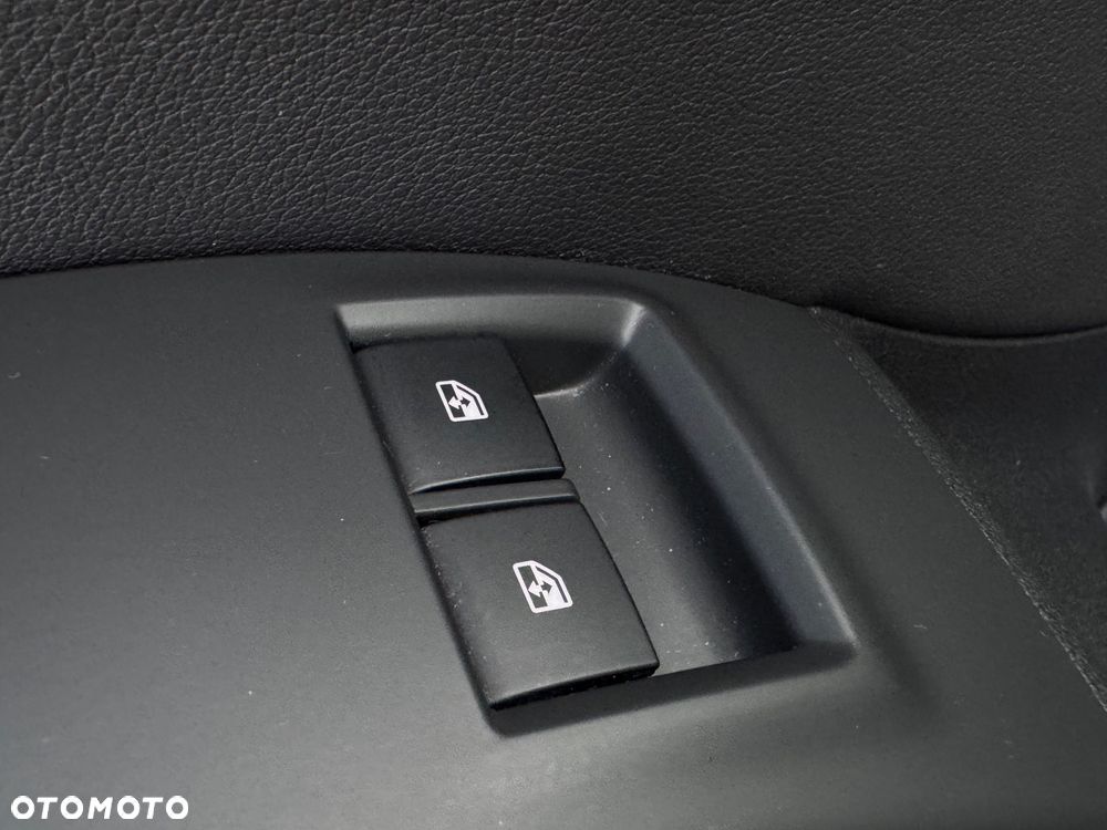 Opel Meriva - 18