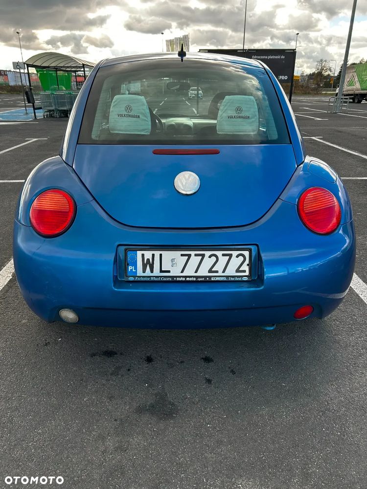 Volkswagen New Beetle - 5