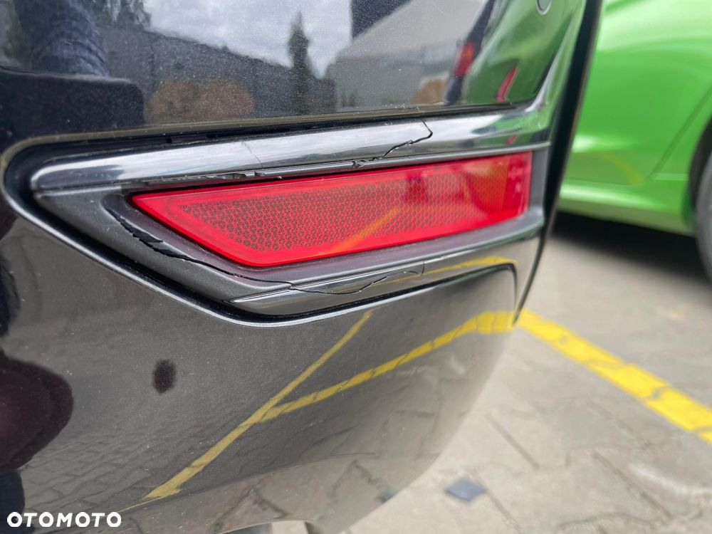 BMW Seria 3 318i - 11