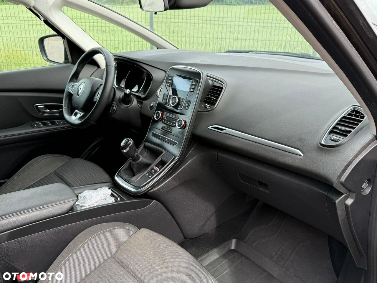 Renault Grand Scenic ENERGY TCe 115 LIMITED - 15