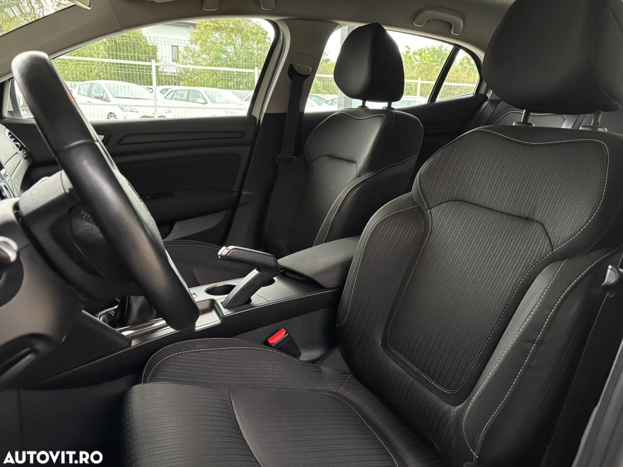 Renault Megane ENERGY dCi Zen - 16