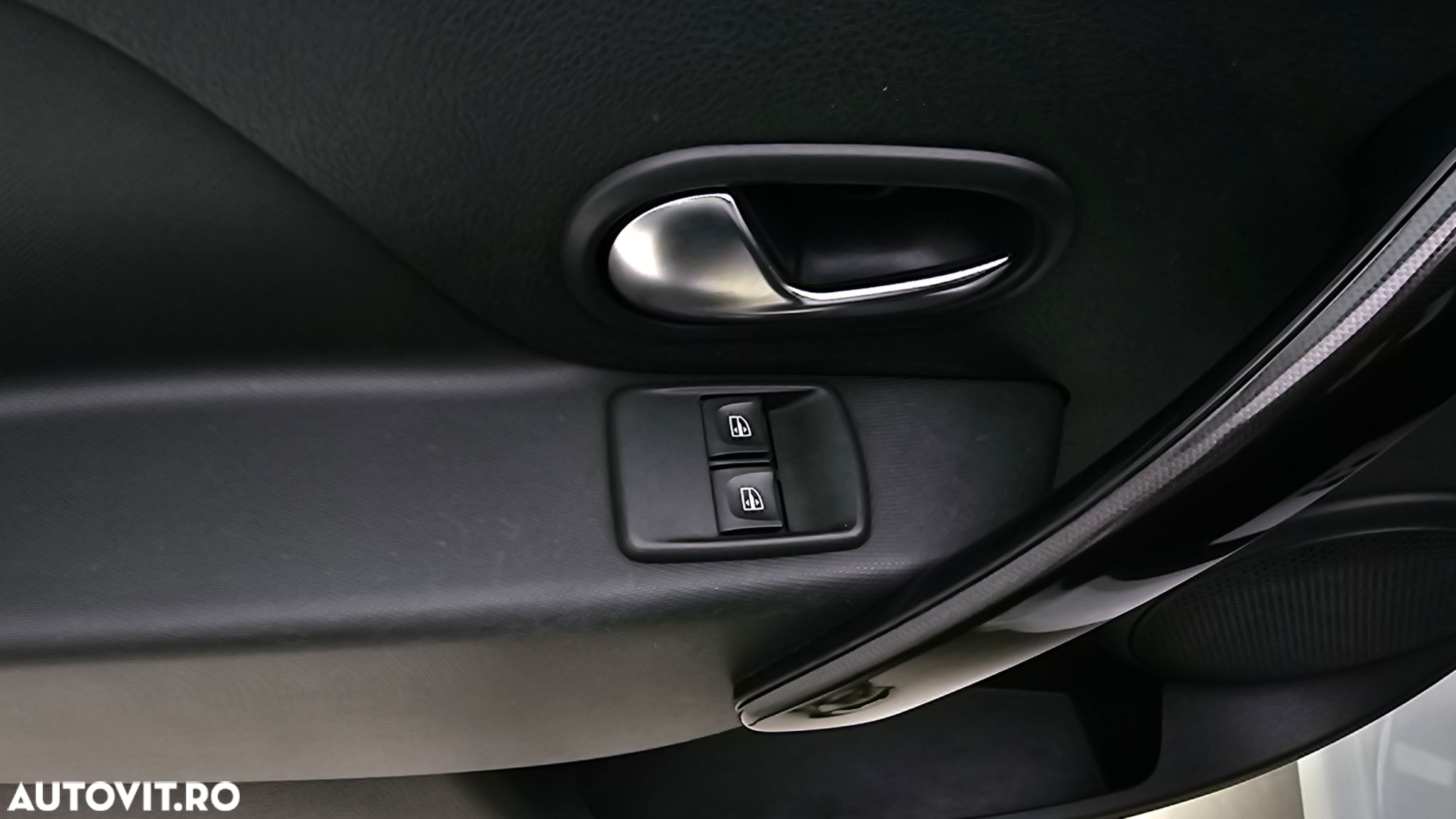 Dacia Logan 1.5 Blue dCi Laureate - 11