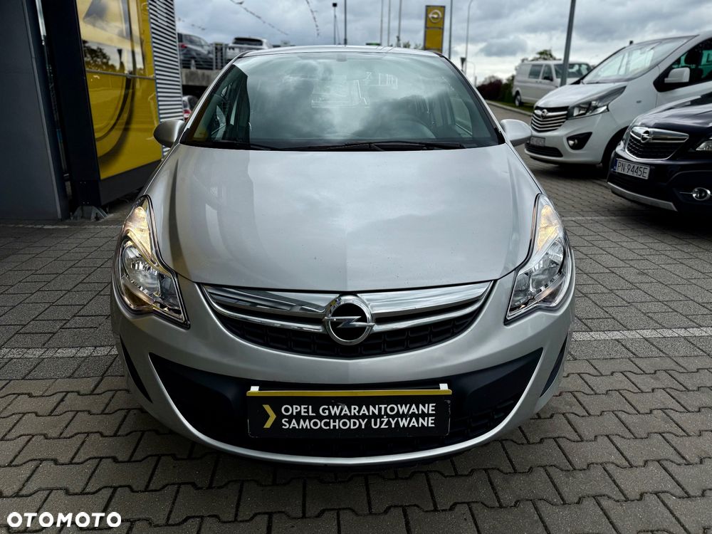 Opel Corsa 1.2 16V Cosmo - 5