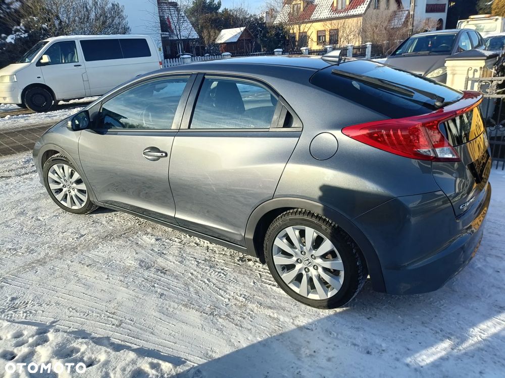 Honda Civic 1.4 i-VTEC Sport - 12