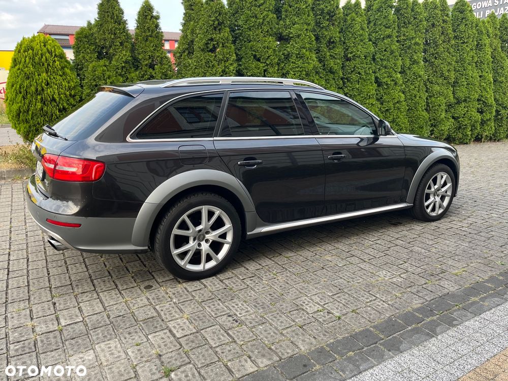 Audi A4 Allroad - 14