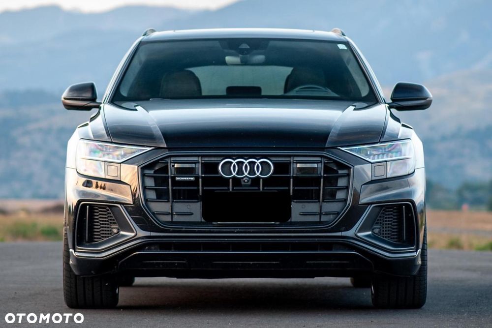Audi Q8 55 TFSI quattro tiptronic - 4