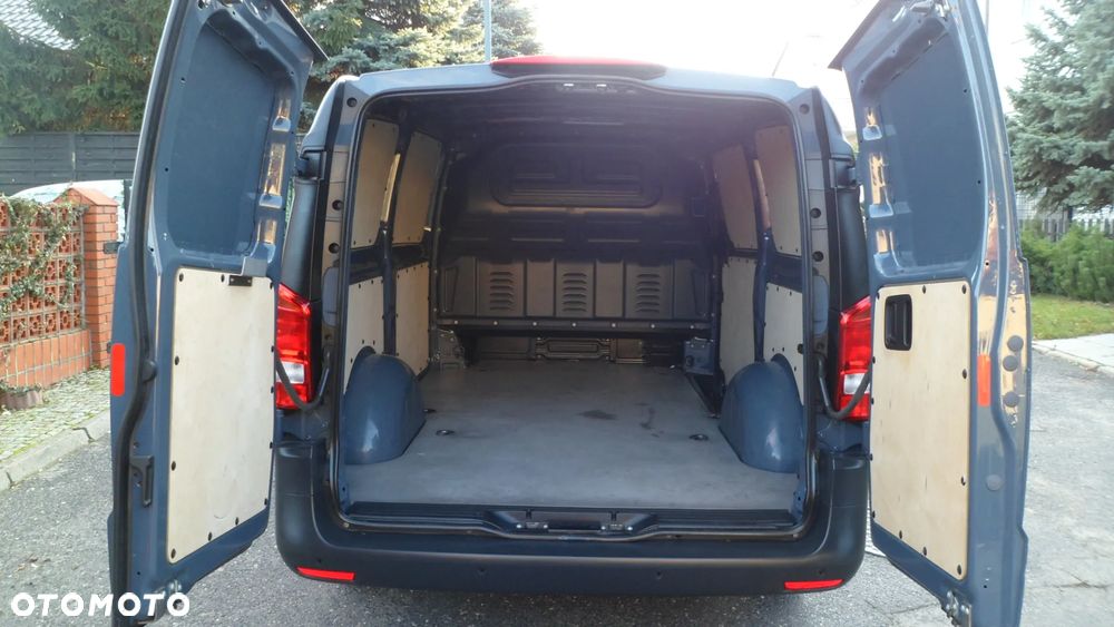 Mercedes-Benz Vito - 11