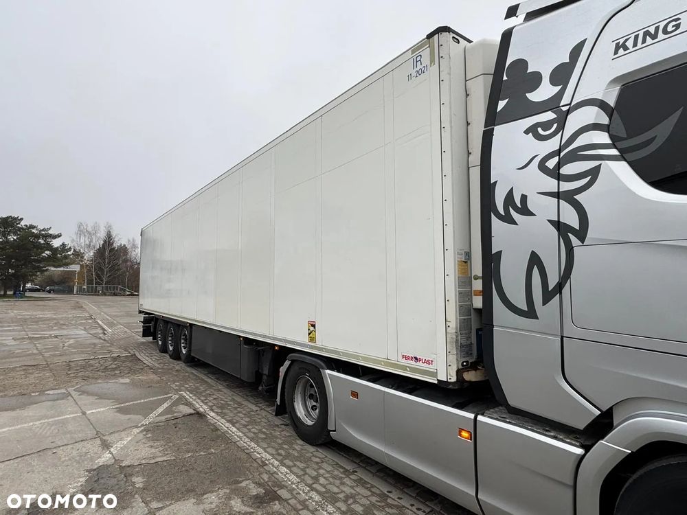 Schmitz Cargobull Chłodnia Thermo king SLXe300 - 1