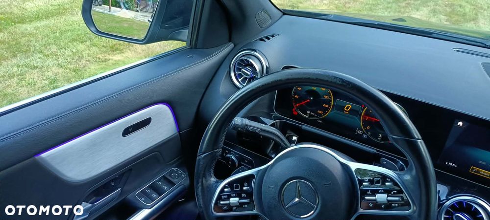 Mercedes-Benz GLA 200 Progressive - 26
