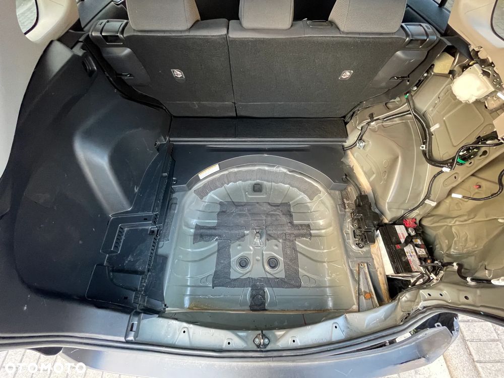 Toyota RAV4 2.5 Hybrid Comfort 4x2 - 22