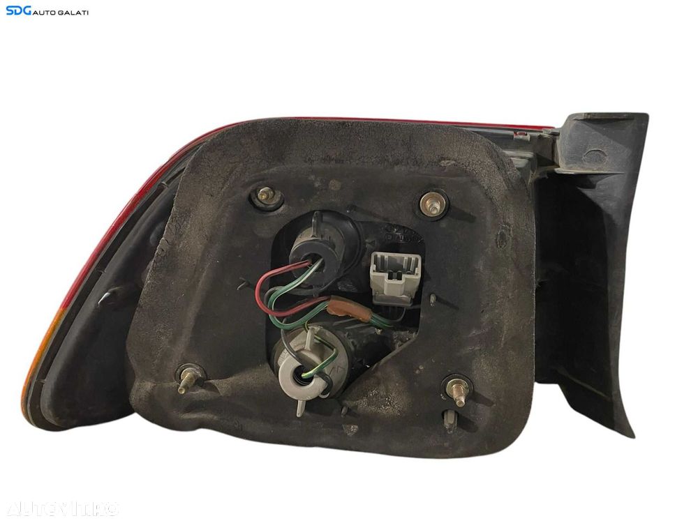 Stop Lampa Tripla Dreapta Honda Civic EJ6 1995 - 2000 [LR0362] - 3