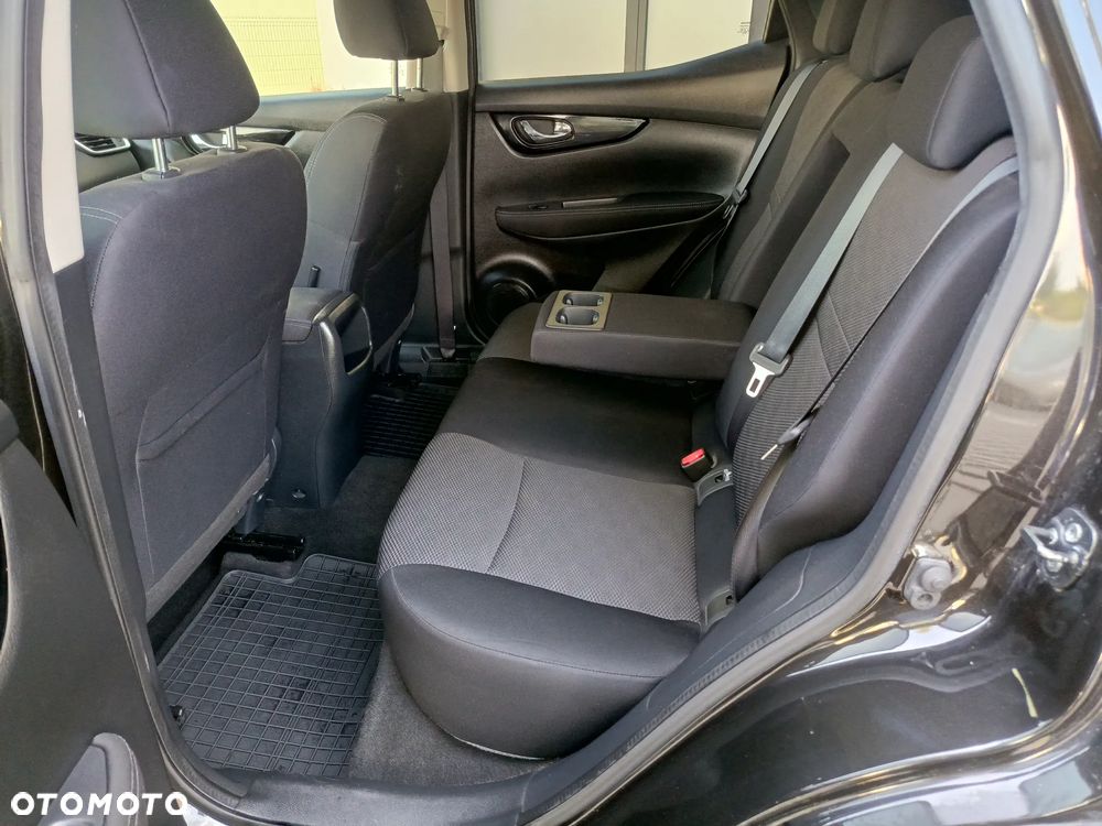 Nissan Qashqai 1.2 DIG-T N-Connecta EU6 - 14