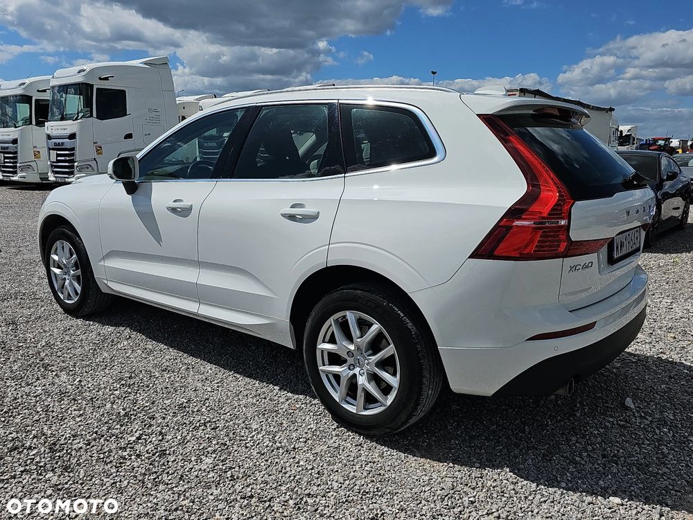 Volvo XC 60 T4 Momentum Pro - 7
