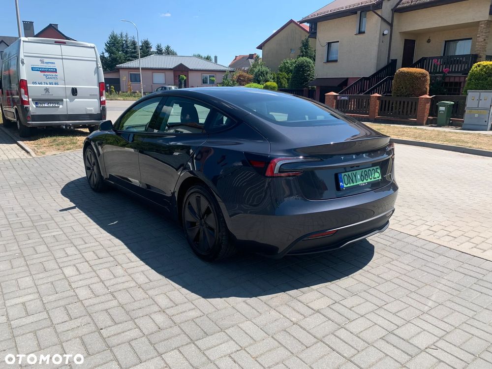 Tesla Model 3 AWD - 9