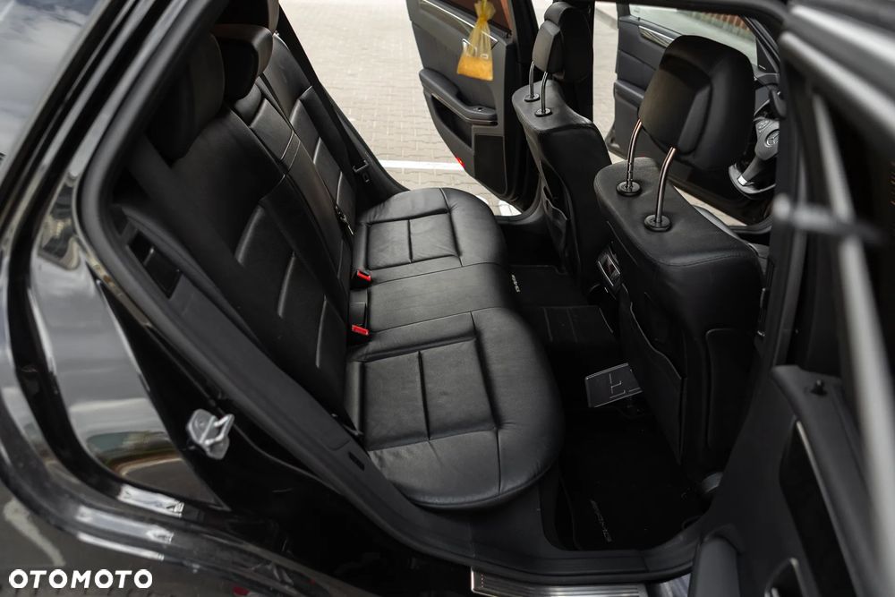 Mercedes-Benz Klasa E 350 CGI BlueEFFICIENCY 7G-TRONIC Avantgarde - 17