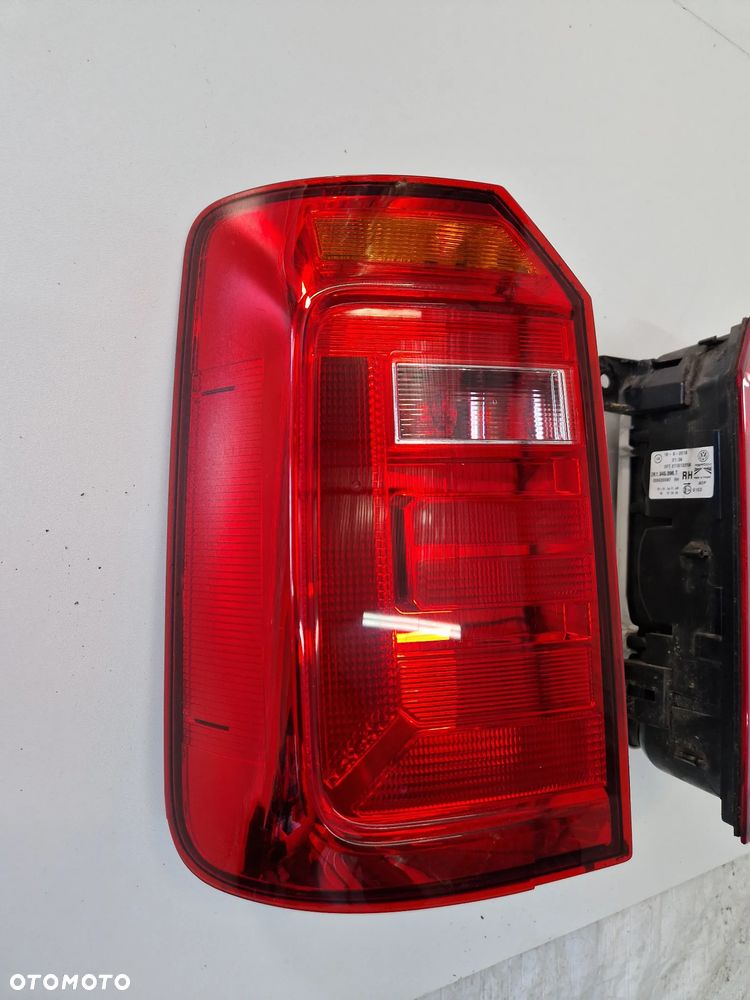 VW Caddy IV 2K5 18r Lampa tylna lewa oryginalna 2K1945095N - 2