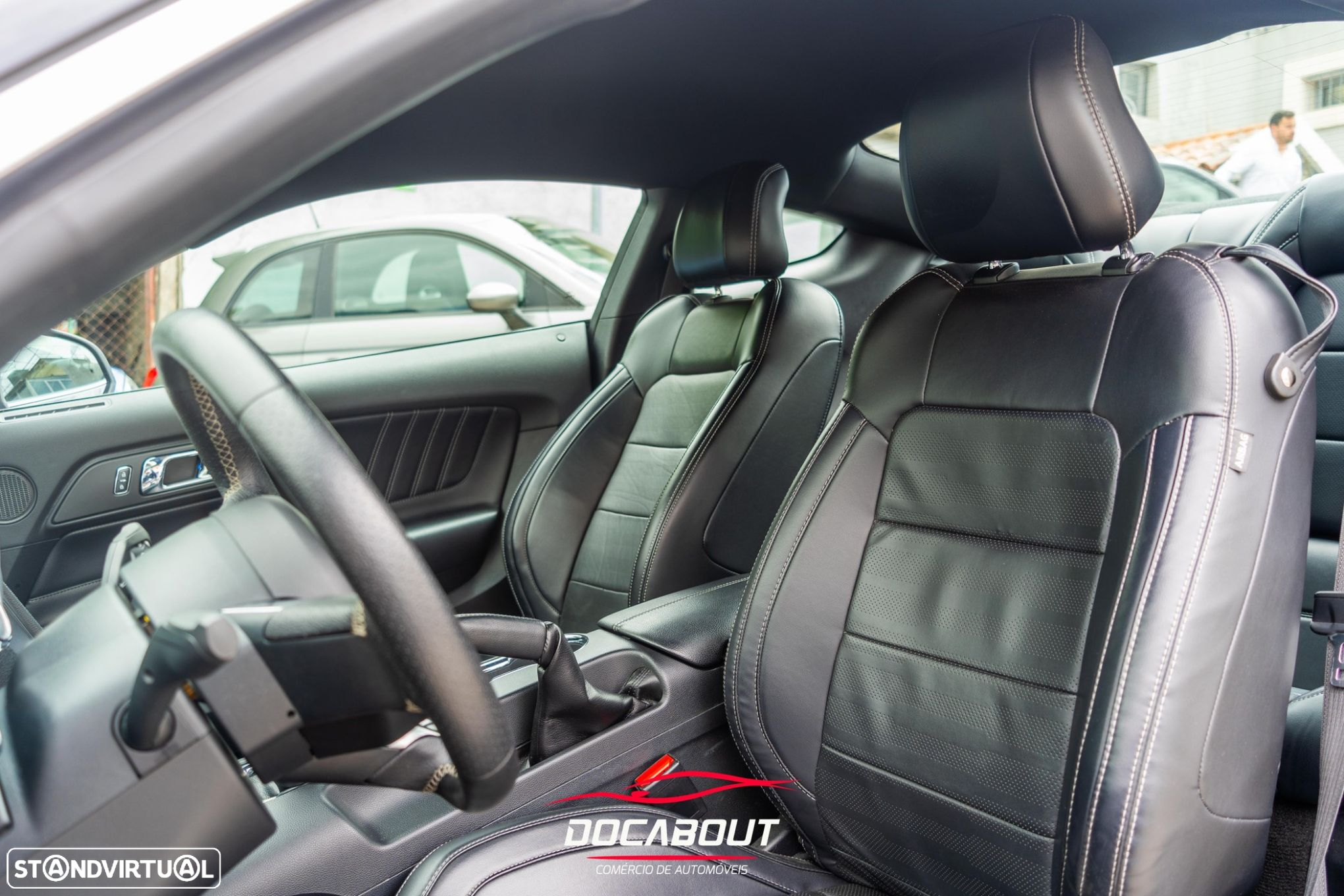 Ford Mustang 2.3i EcoBoost - 16