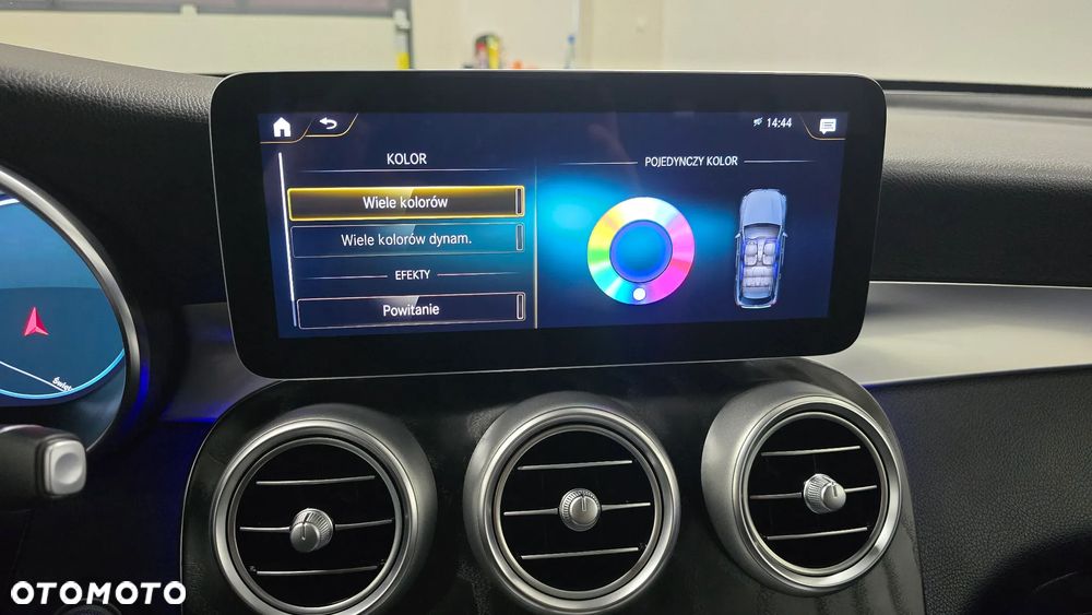 Mercedes-Benz GLC 300 de 4-Matic Business Edition - 24
