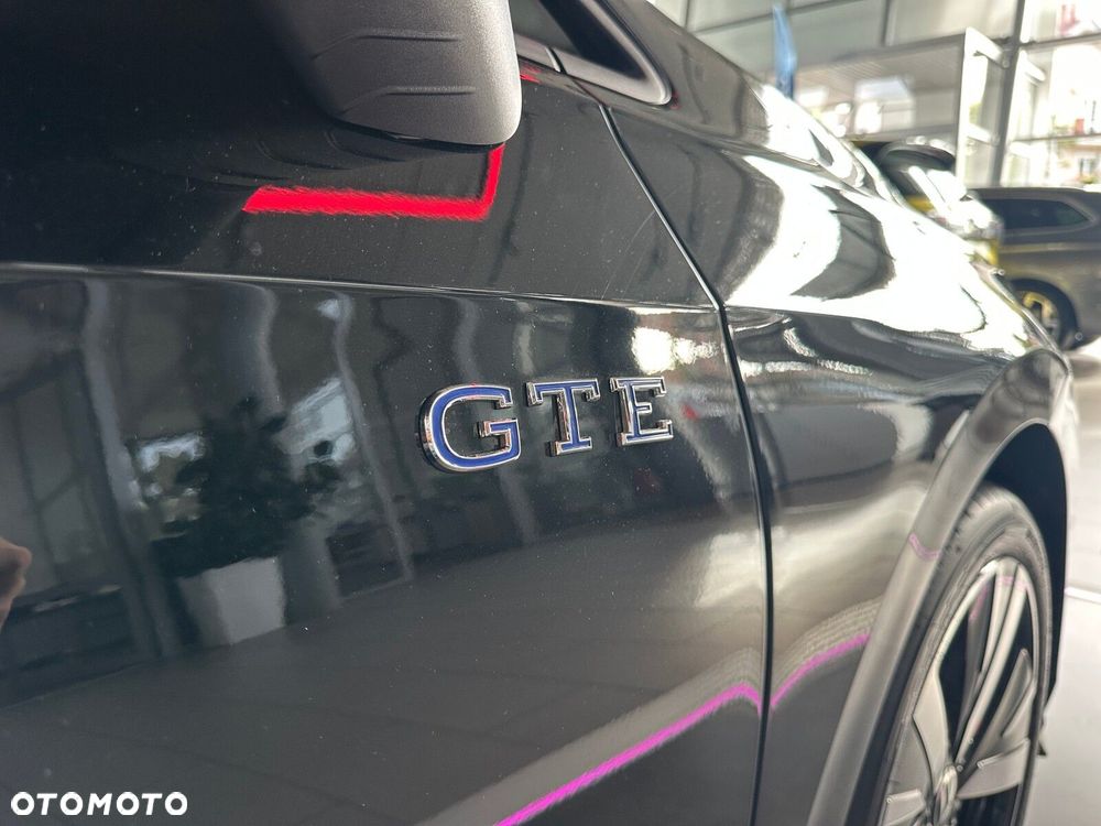 Volkswagen Golf - 29