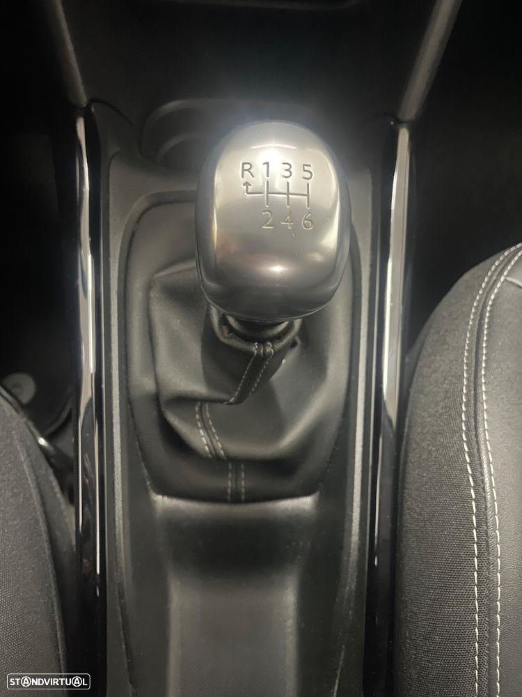 Peugeot 2008 PureTech 130 Stop&Start Allure - 29