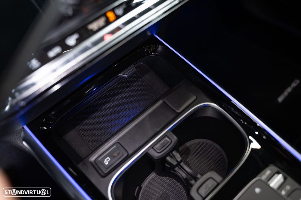 Mercedes-Benz GLA 250 e 8G-DCT AMG Line - 40