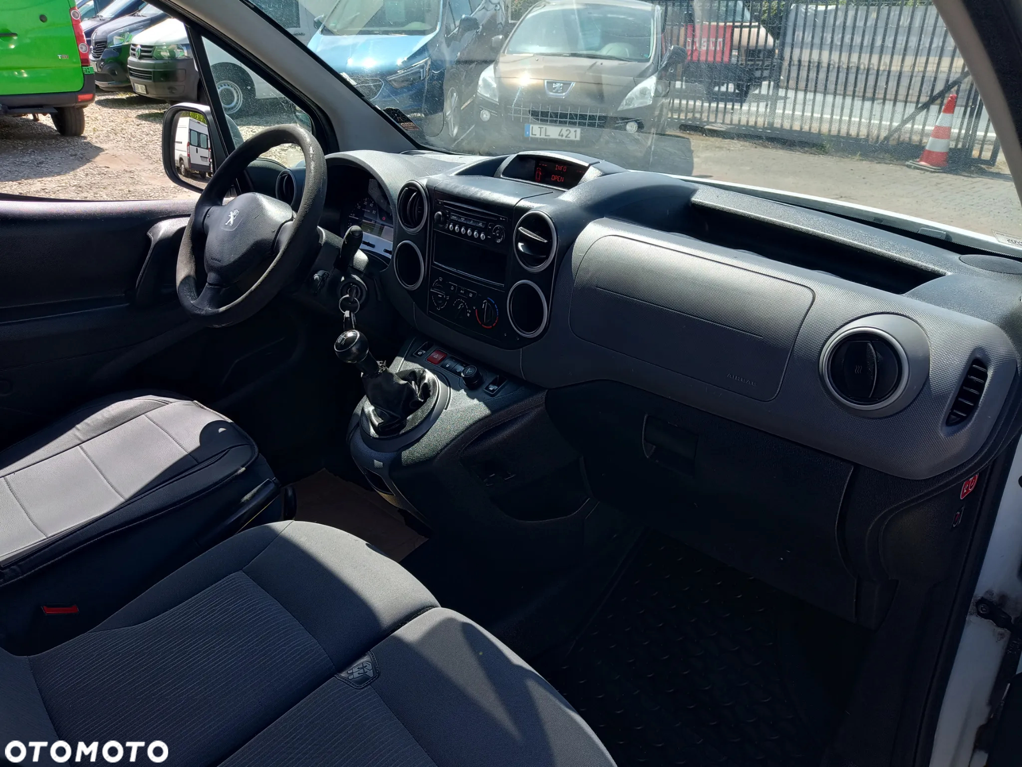 Peugeot Partner - 17