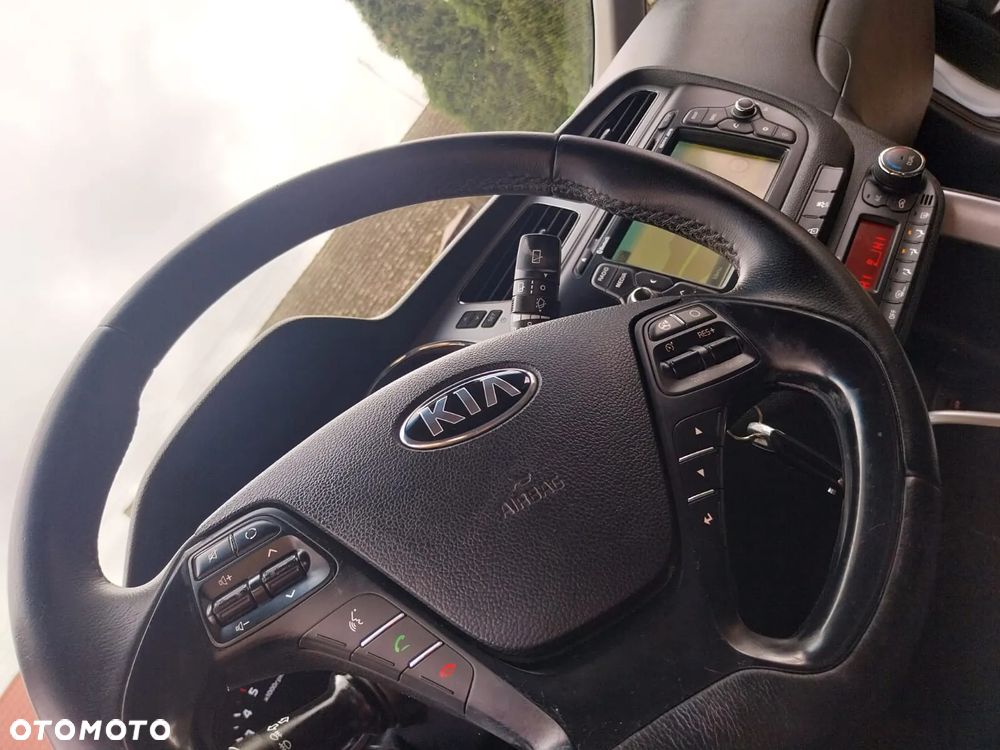 Kia Ceed - 9