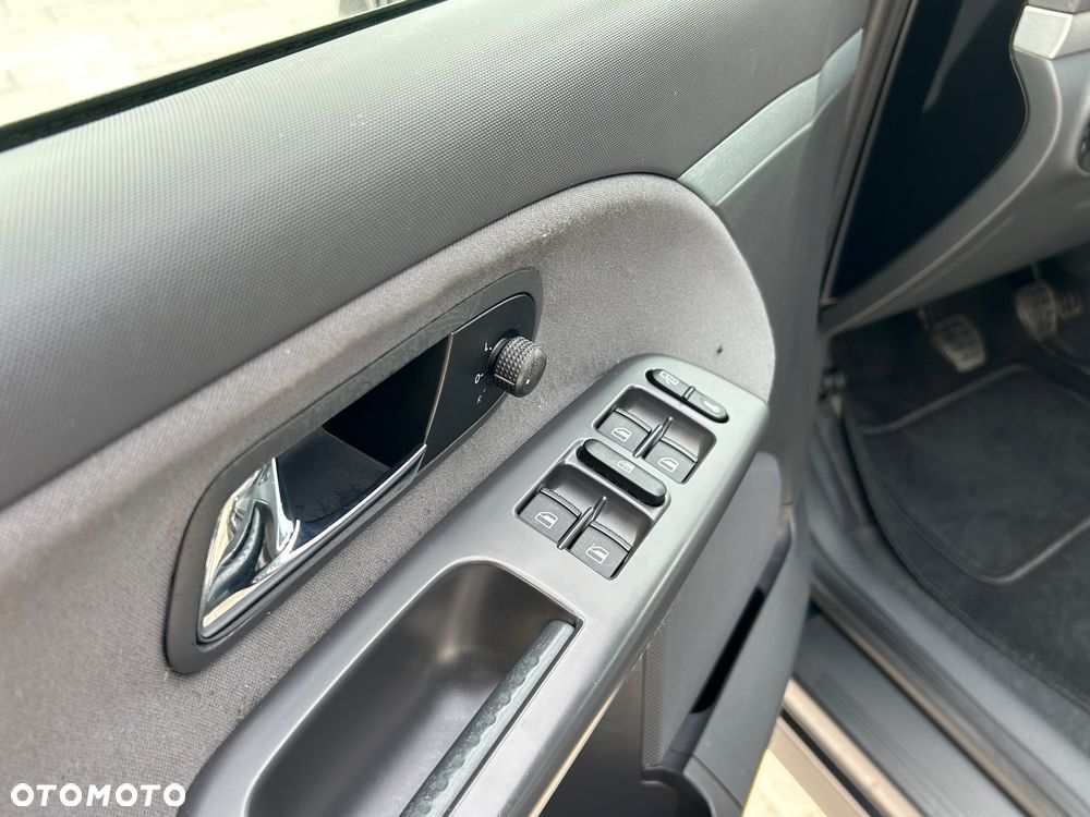 Volkswagen Sharan 1.8 5V Turbo United II - 11