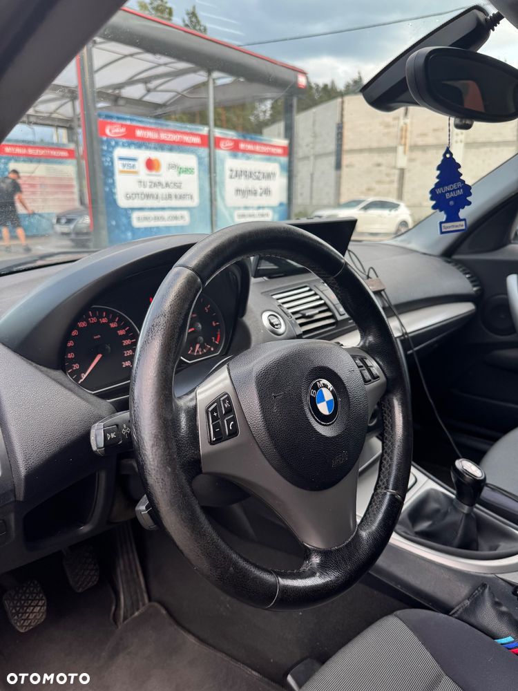 BMW Seria 1 - 12
