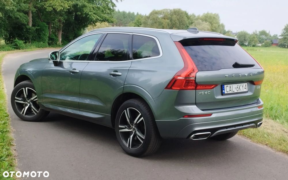 Volvo XC 60 D5 SCR AWD R-Design - 2