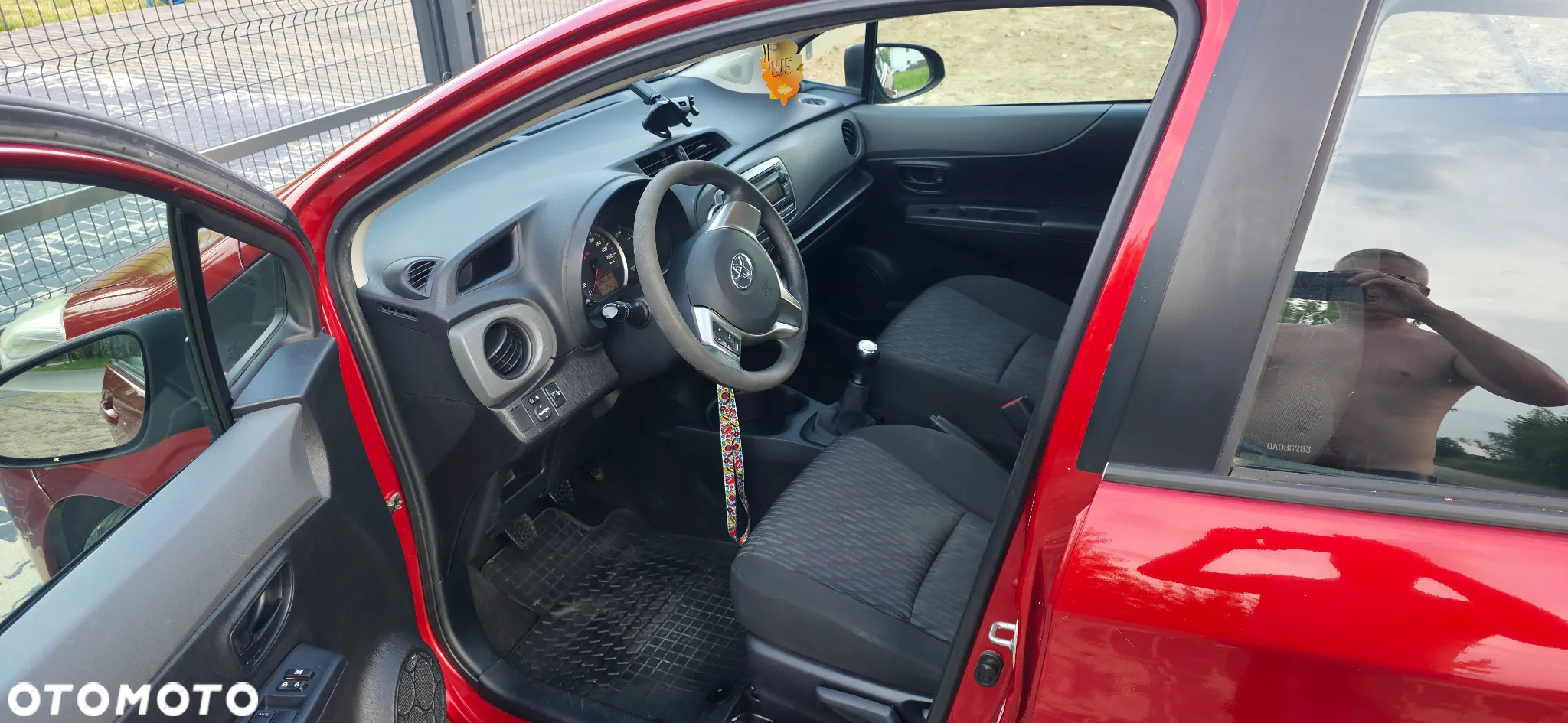 Toyota Yaris 1.0 Active - 13
