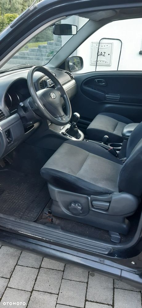 Suzuki Grand Vitara 1.6 - 7