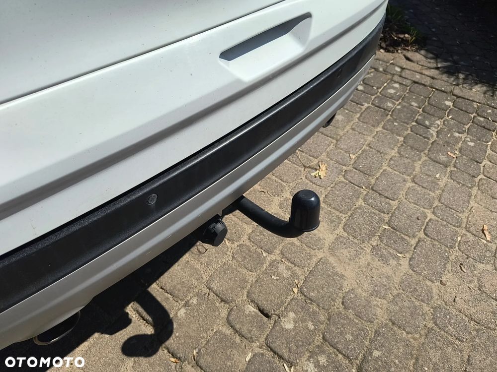 Ford Kuga 1.5 TDCi 2x4 Cool & Connect - 12