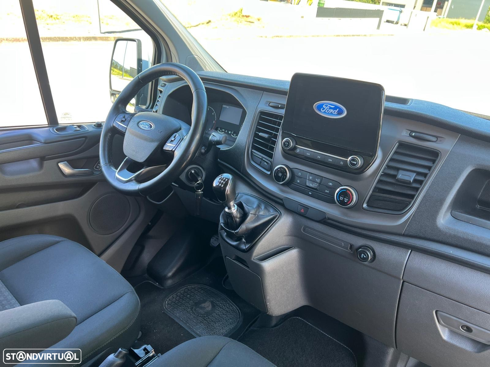 Ford Transit - 16