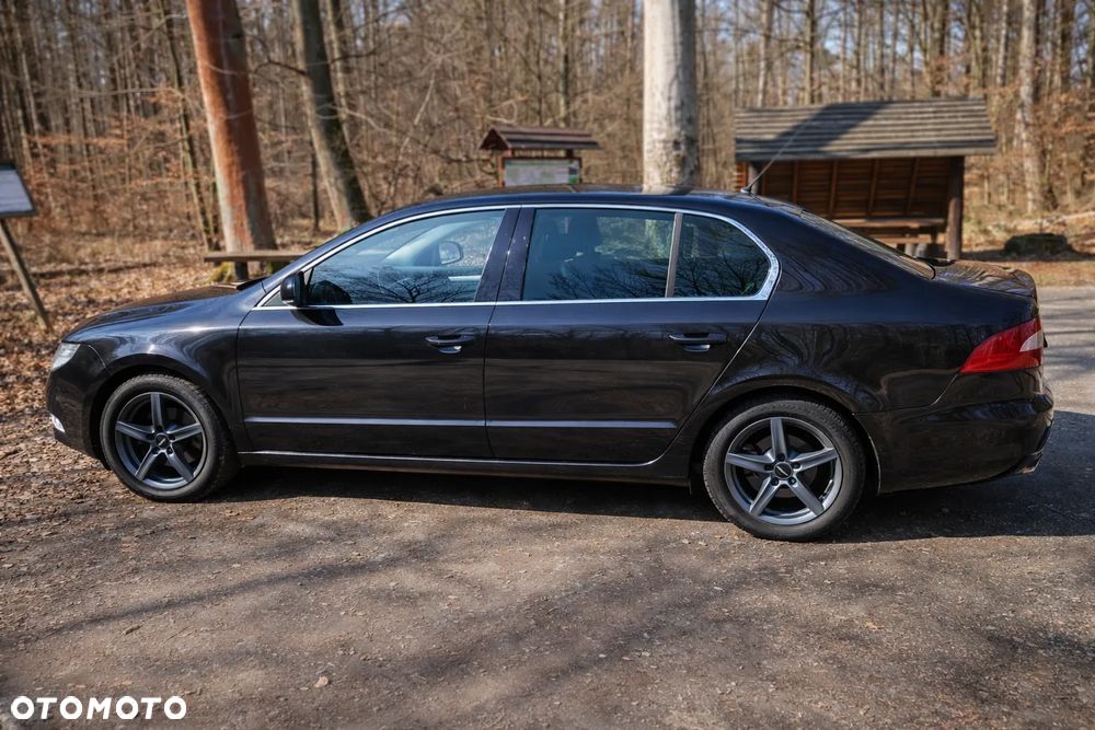 Skoda Superb - 1