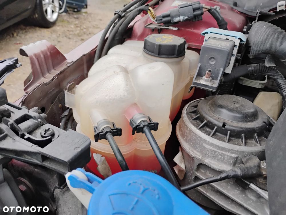 Ford Mondeo 2.0 TDCi Ambiente PowerShift - 23