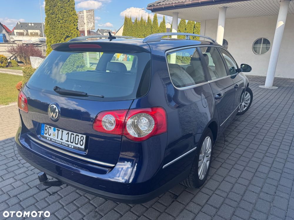 Volkswagen Passat 1.6 FSI Comfortline - 6