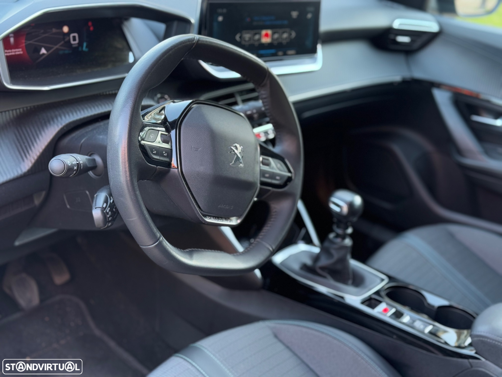Peugeot 2008 1.2 PureTech Active Pack - 8