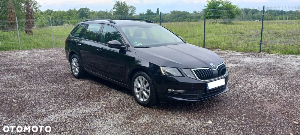 Skoda Octavia 1.6 TDI SCR Ambition - 3