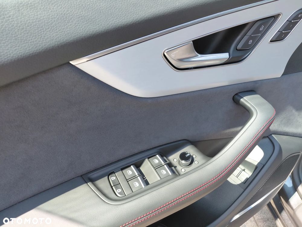 Audi Q8 55 TFSI e PHEV Quattro Tiptronic - 15