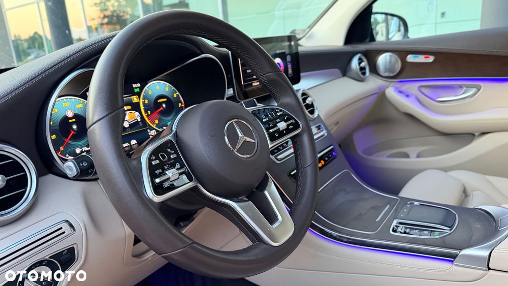 Mercedes-Benz GLC - 34