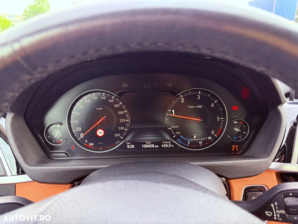 BMW Seria 3 320d xDrive AT - 9