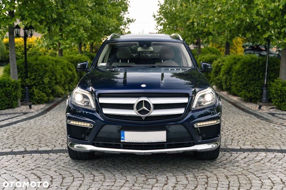 Mercedes-Benz GL 350 BlueTec 4-Matic - 2