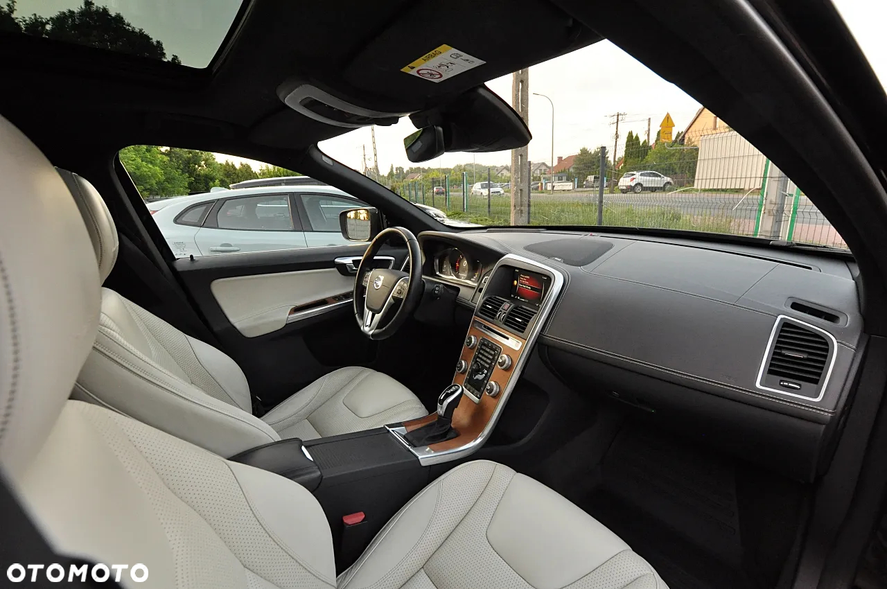 Volvo XC 60 D4 Inscription - 23