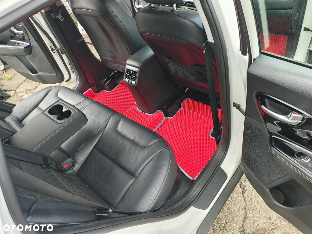 Kia Niro 1.6 GDI PHEV 2WD OPF Edition 7 - 24