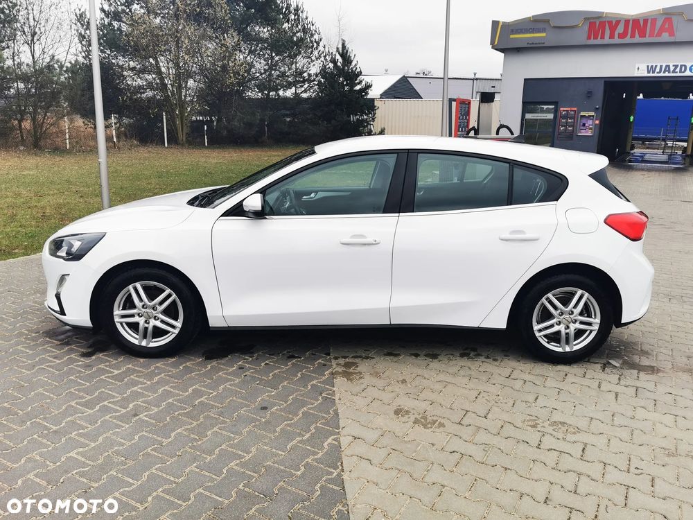 Ford Focus 1.5 EcoBlue STart-Stopp-System TITANIUM - 6