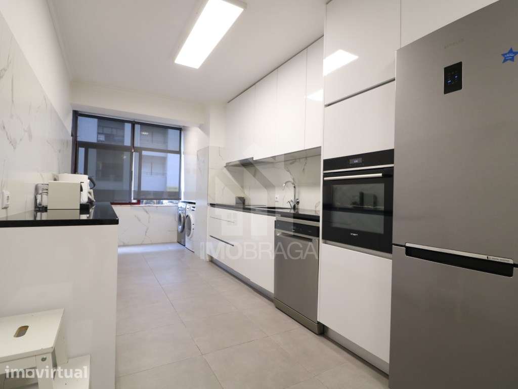 VENDA | APARTAMENTO T3 REMODELADO | S. VÍTOR, BRAGA - Grande imagem: 4/39