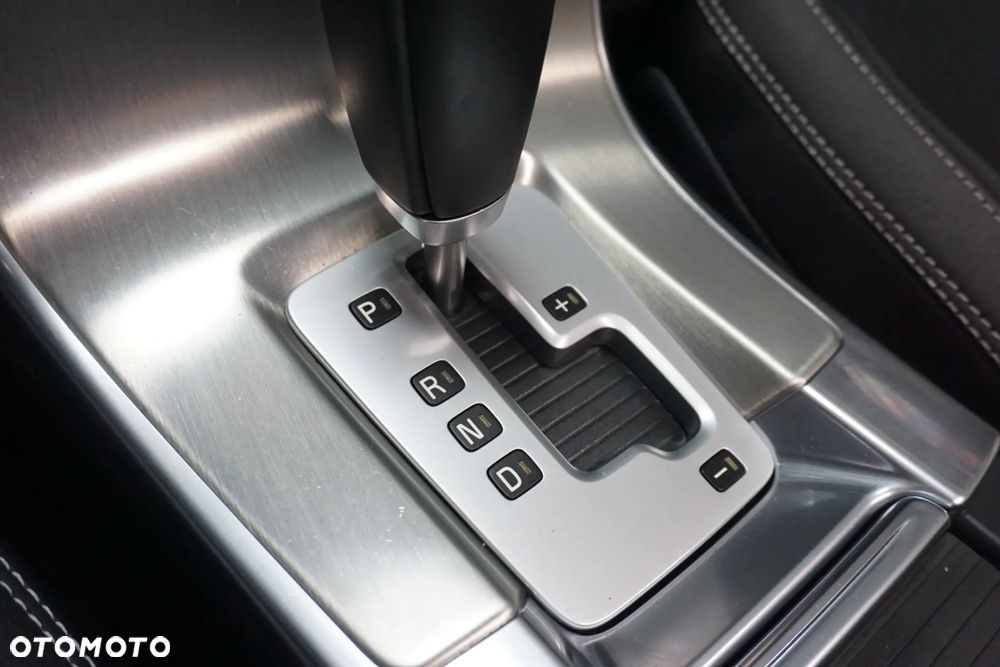 Volvo XC 60 D4 Geartronic Momentum - 33